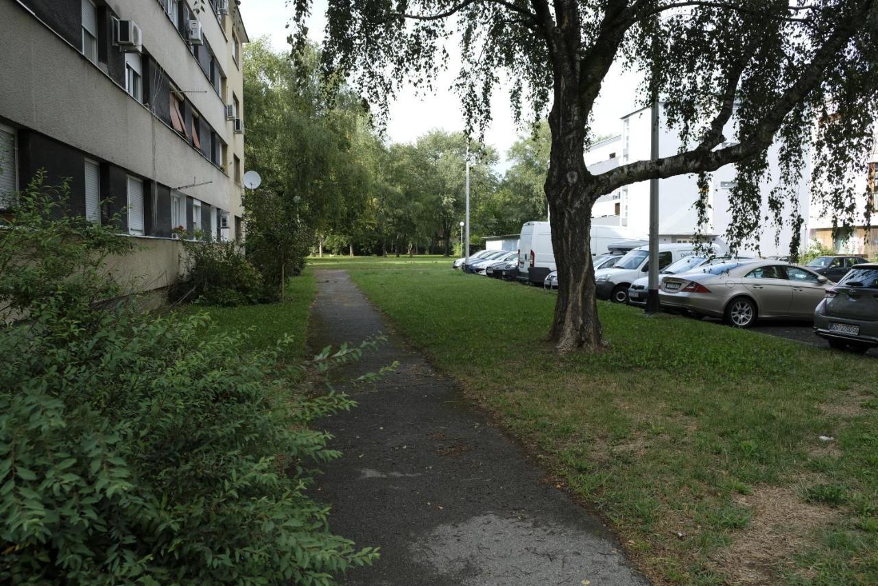 Vila Velebita, sweet cozy appartement :) Zagabria Esterno foto